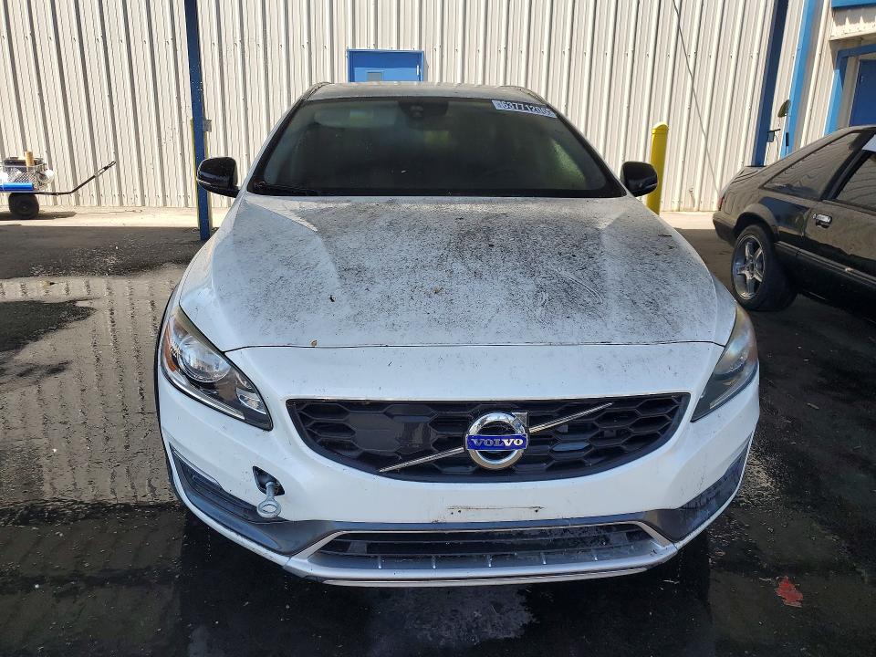 Photo 5 from auction – 2016 VOLVO V60 CROSS COUNTRY with VIN YV4612HK7G1008574