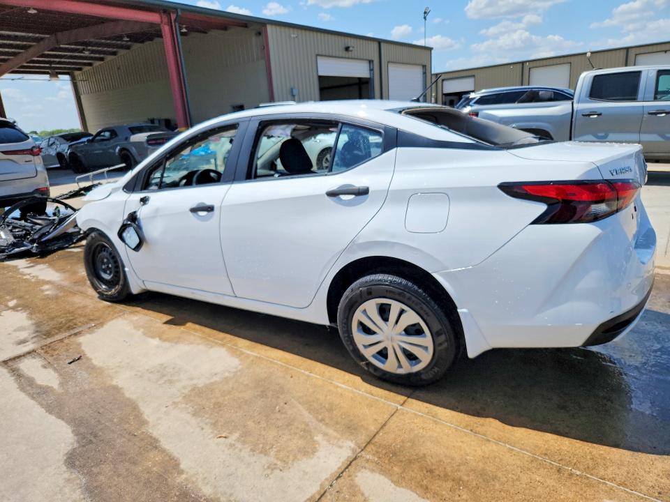 Photo 2 from auction – 2025 NISSAN VERSA with VIN 3N1CN8DV4SL834865