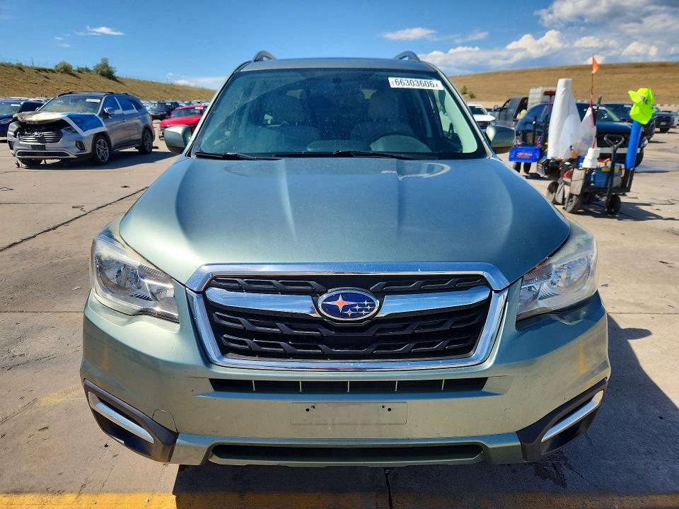 Zdjęcie 5 z aukcji – 2017 SUBARU FORESTER z VIN JF2SJAEC4HH570323