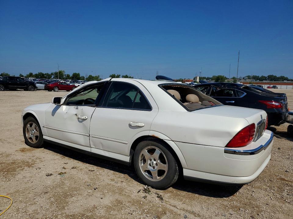 Photo 2 from auction – 2000 LINCOLN LS with VIN 1LNHM87A0YY782930