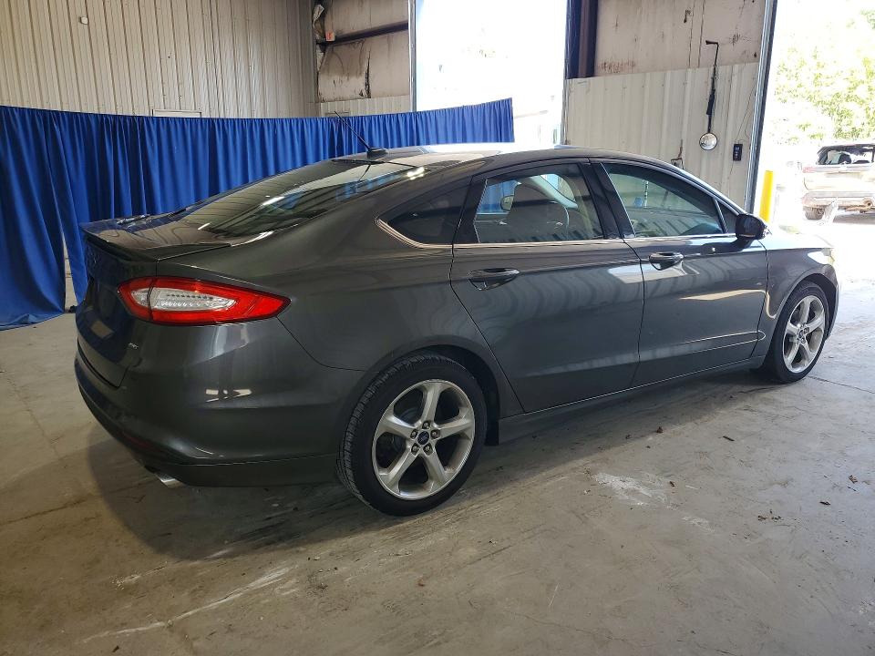Photo 3 from auction – 2016 FORD FUSION with VIN 3FA6P0H71GR230301