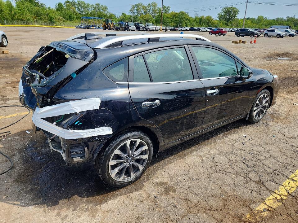 Photo 3 from auction – 2023 SUBARU IMPREZA with VIN 4S3GTAU62P3707832