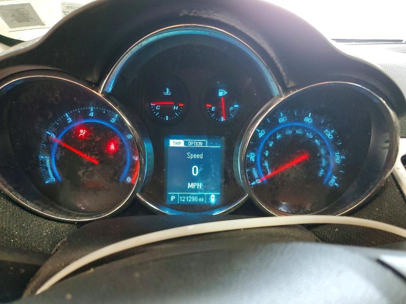 Photo 9 from auction – 2014 CHEVROLET CRUZE with VIN 1G1PC5SB2E7476839
