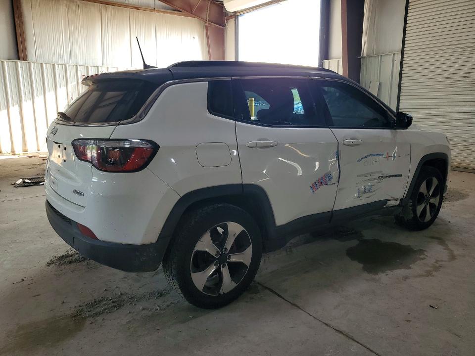 Photo 3 from auction – 2017 JEEP COMPASS with VIN 3C4NJDBB3HT664543
