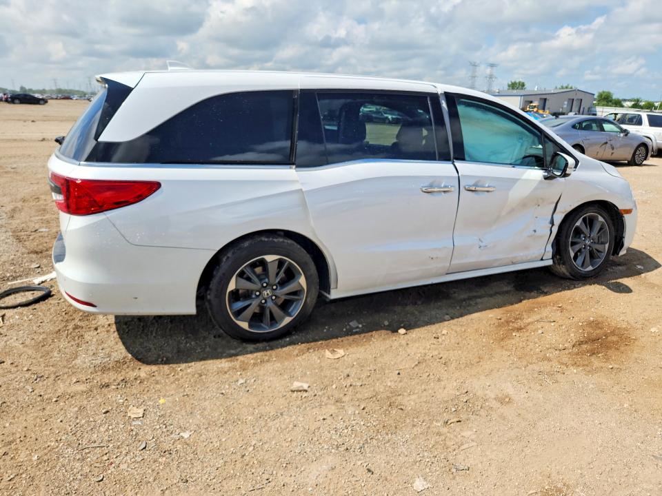 Photo 3 from auction – 2023 HONDA ODYSSEY with VIN 5FNRL6H90PB011998