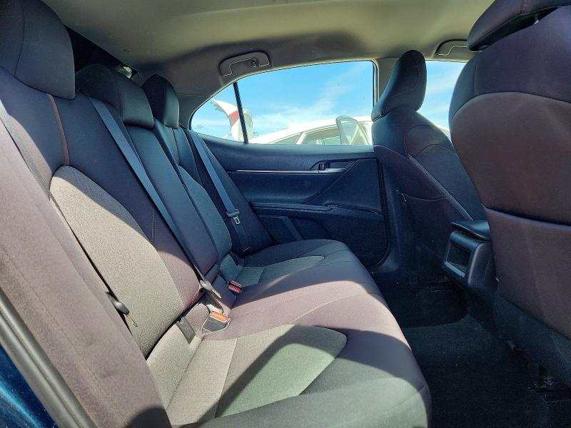 Photo 10 from auction – 2018 TOYOTA CAMRY with VIN 4T1B11HK2JU651928