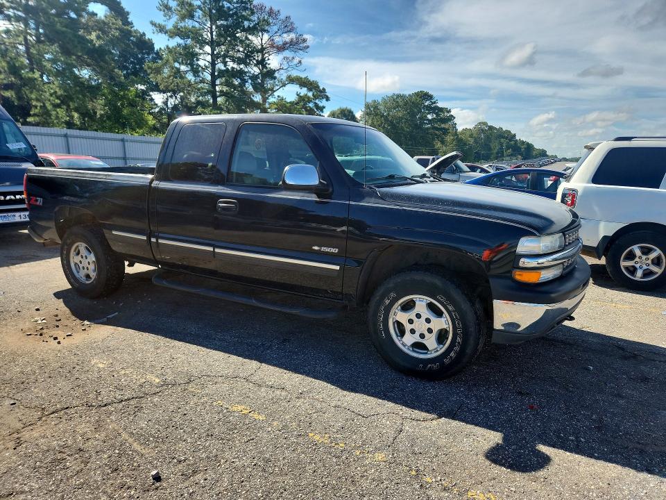 Photo 4 from auction – 1999 CHEVROLET SILVERADO with VIN 2GCEK19T7X1295289