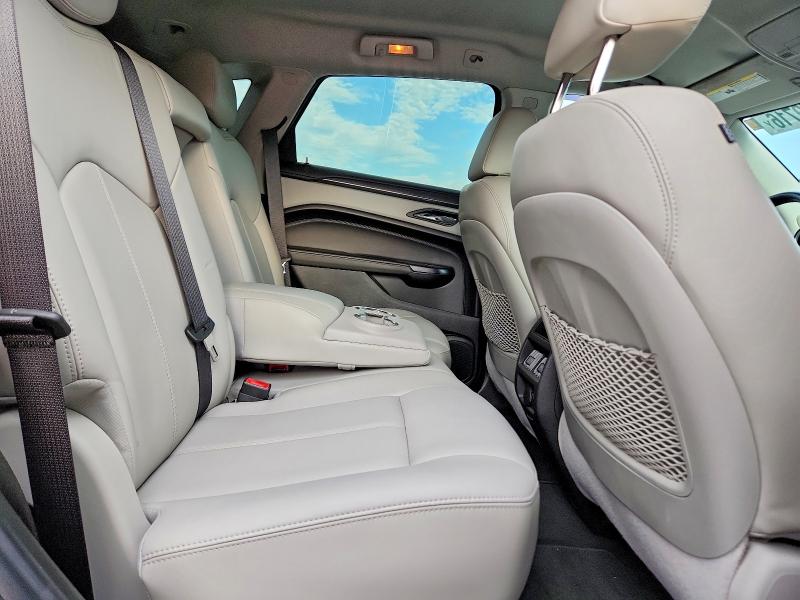Photo 10 from auction – 2013 CADILLAC SRX with VIN 3GYFNAE33DS559085