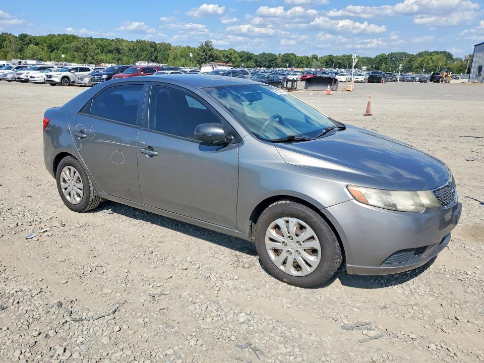 Photo 4 from auction – 2012 KIA FORTE with VIN KNAFU4A27C5597903