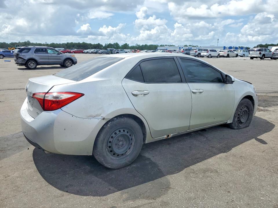 Photo 3 from auction – 2014 TOYOTA COROLLA with VIN 5YFBURHE7EP119176