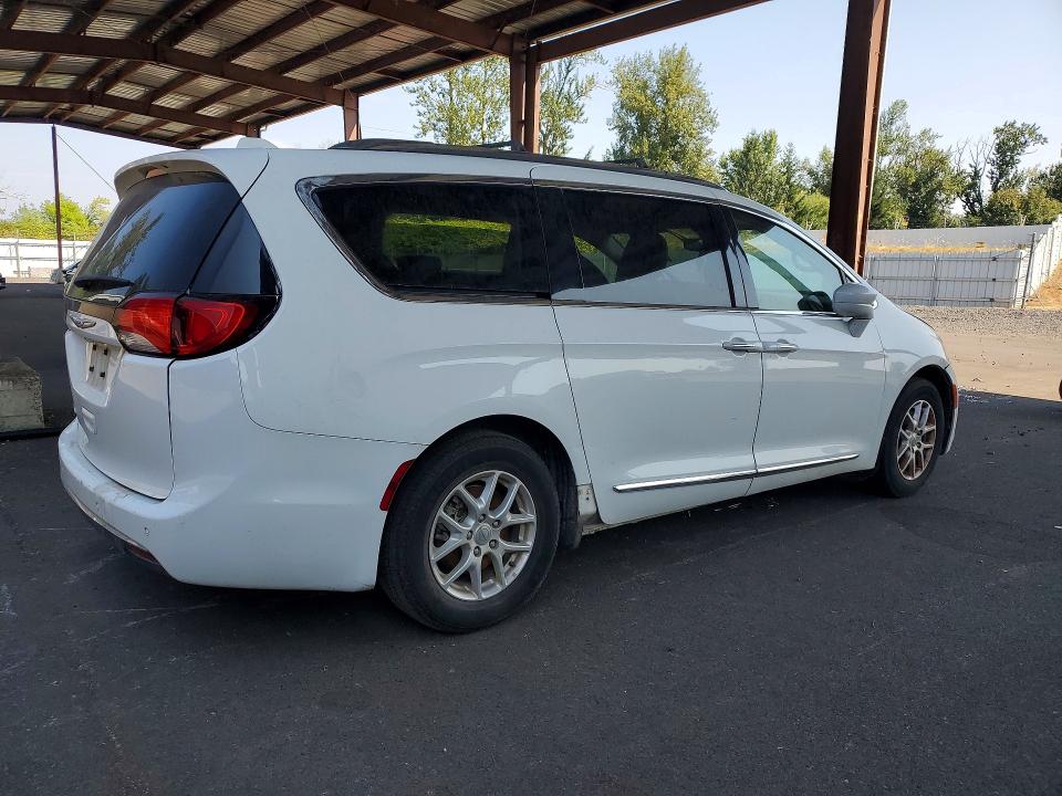 Photo 3 from auction – 2020 CHRYSLER PACIFICA with VIN 2C4RC1BG1LR275238