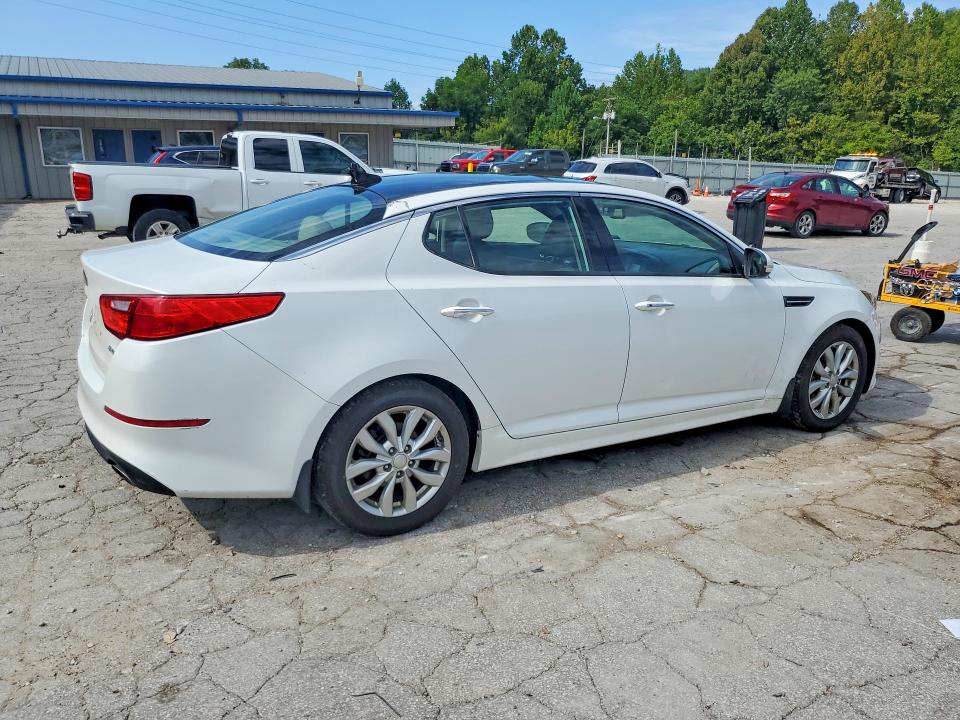 Photo 3 from auction – 2015 KIA OPTIMA with VIN 5XXGN4A76FG385428