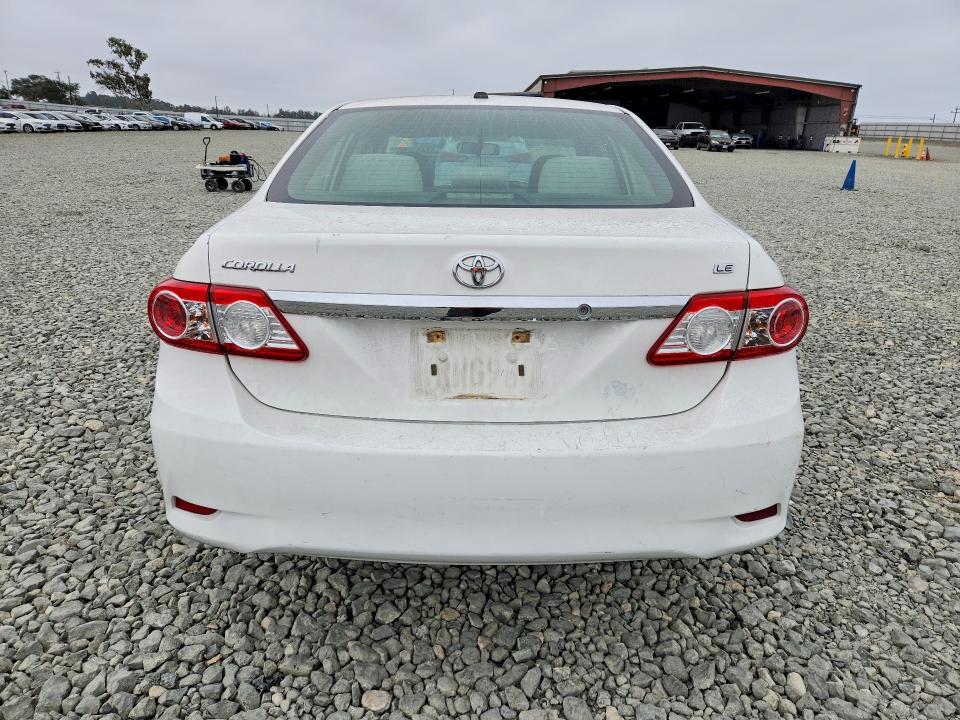 Photo 6 from auction – 2011 TOYOTA COROLLA with VIN JTDBU4EE2BJ097045