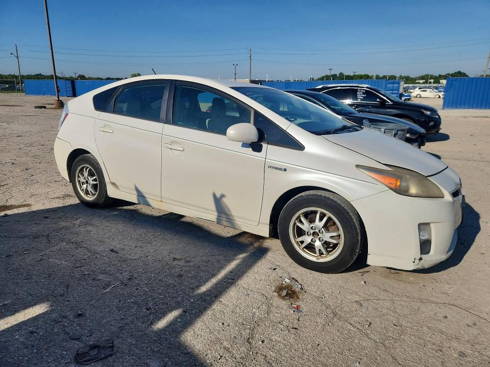 Photo 4 from auction – 2011 TOYOTA PRIUS with VIN JTDKN3DU4B0263068