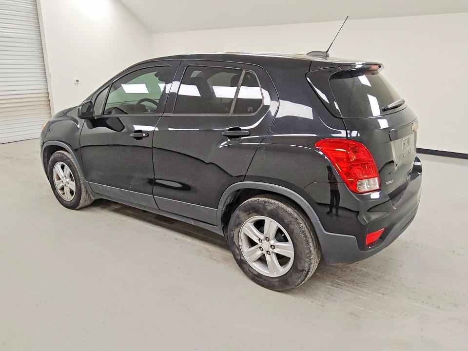 Photo 2 from auction – 2020 CHEVROLET TRAX with VIN 3GNCJKSB7LL307877