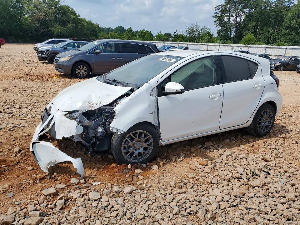 2016 TOYOTA PRIUS C - Търг №66832706