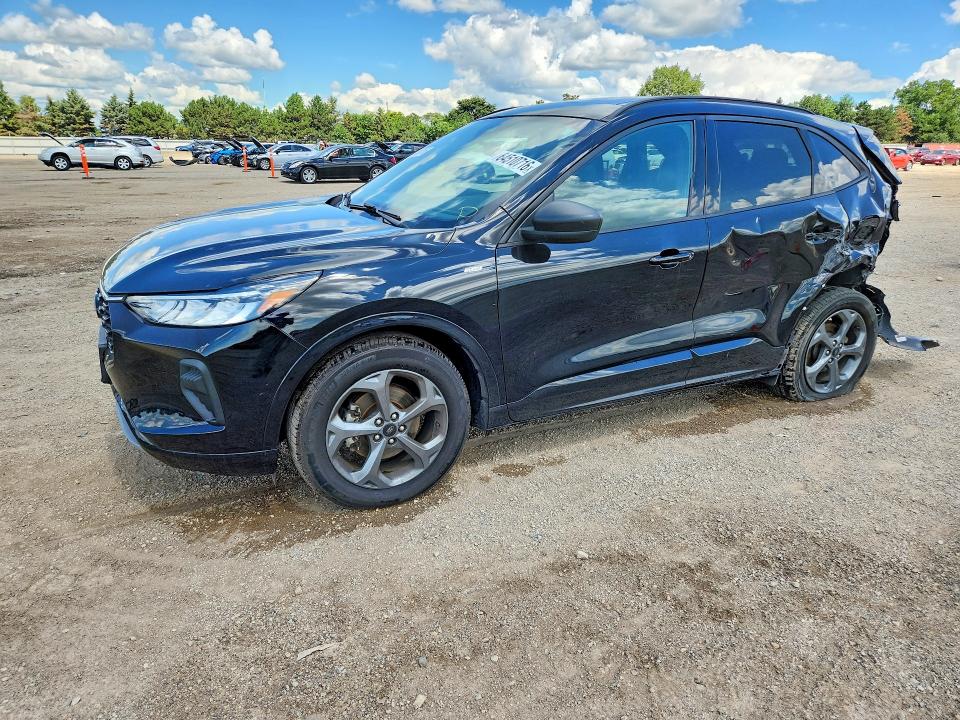 FORD ESCAPE 2023 with VIN 1FMCU9MN0PUA23742 - Photo from auction