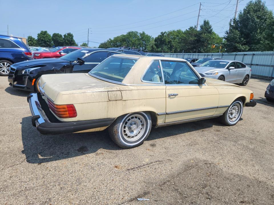 Photo 3 from auction – 1974 MERCEDES-BENZ 450 SL with VIN 10704412017214