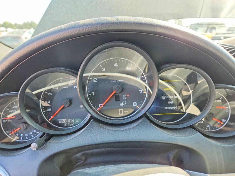 Photo 9 from auction – 2012 PORSCHE CAYENNE with VIN WP1AA2A26CLA05749