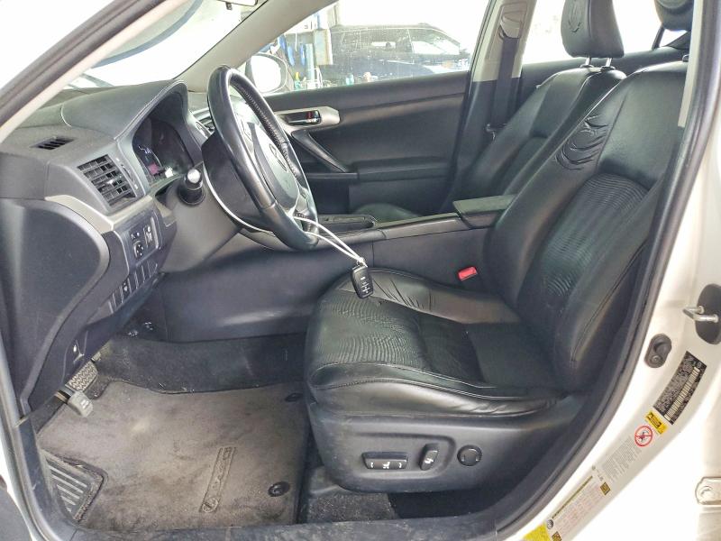 Photo 7 from auction – 2011 LEXUS CT with VIN JTHKD5BH1B2045628