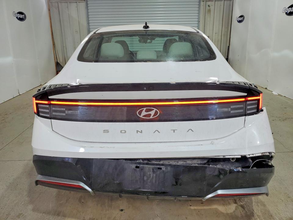 Photo 6 from auction – 2024 HYUNDAI SONATA with VIN KMHL64JA2RA408710