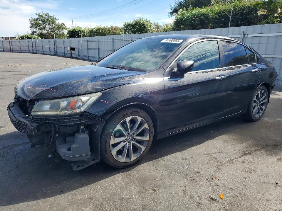 HONDA ACCORD 2015 with VIN 1HGCR2E51FA239774 - Photo from auction