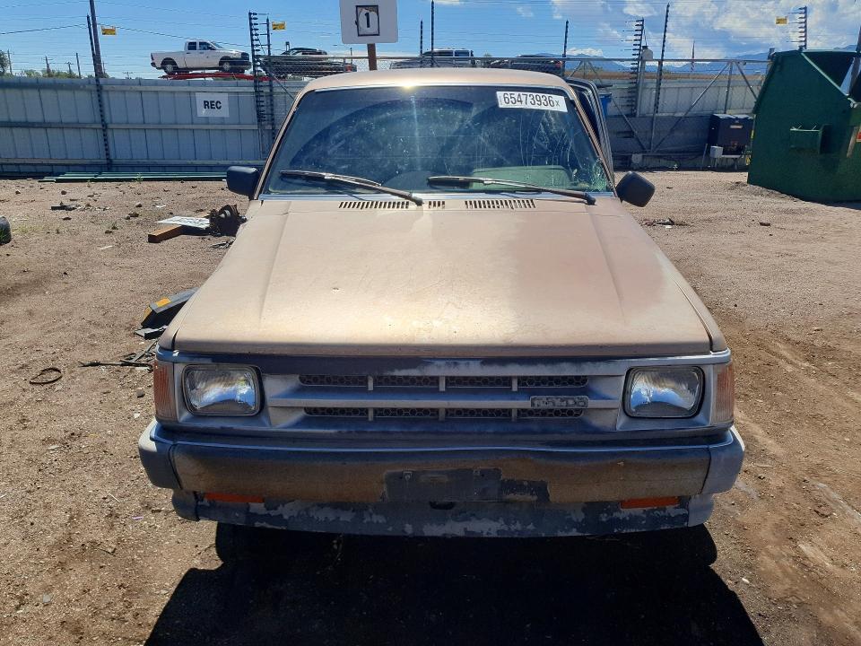 Photo 5 from auction – 1986 MAZDA B2000 with VIN JM2UF1118G0550601
