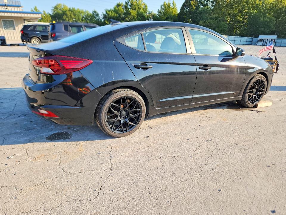 Снимка 3 от търг – 2020 HYUNDAI ELANTRA с VIN KMHD84LF7LU974746