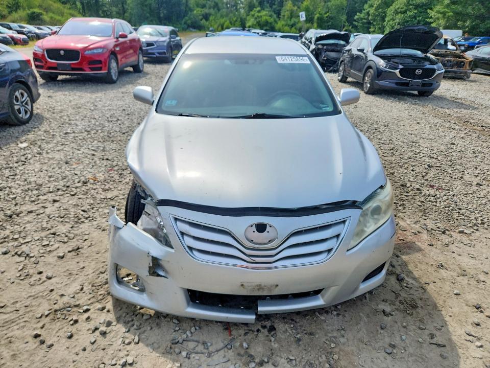 Photo 5 from auction – 2010 TOYOTA CAMRY with VIN 4T1BF3EK1AU012604