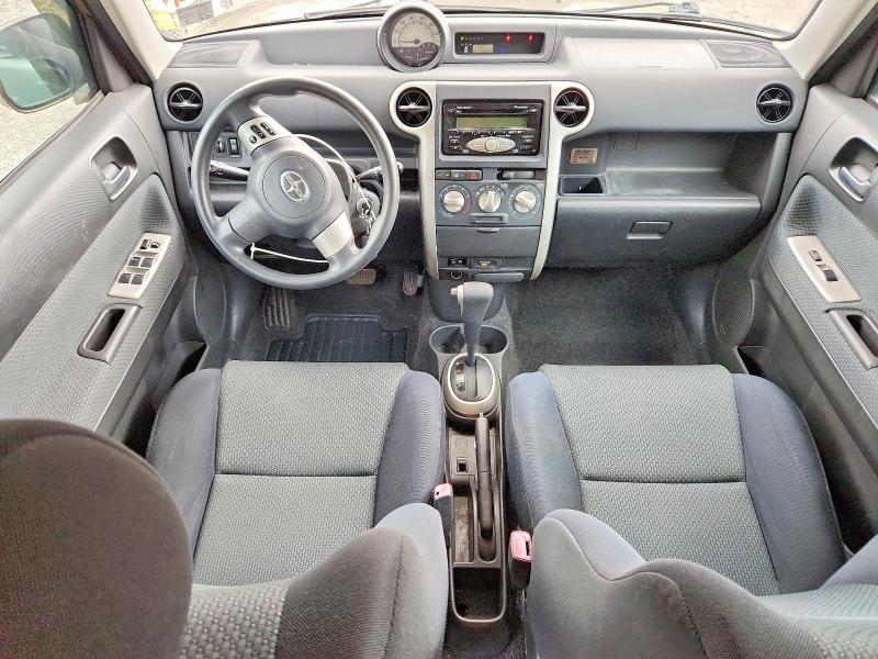 Photo 8 from auction – 2006 SCION XB with VIN JTLKT324X64123165