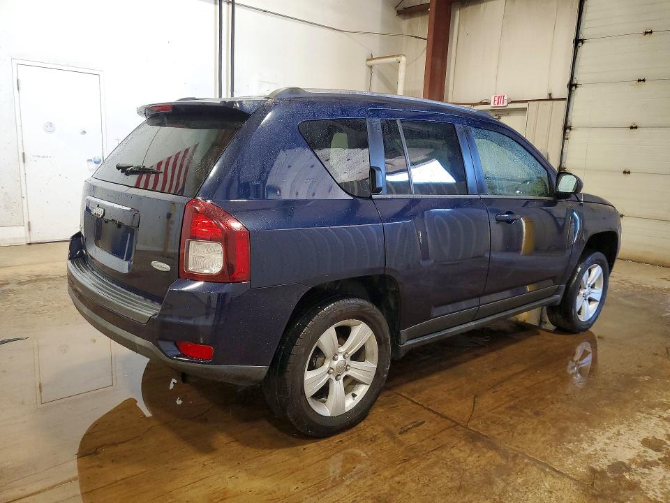 Photo 3 from auction – 2014 JEEP COMPASS with VIN 1C4NJDEB0ED817442