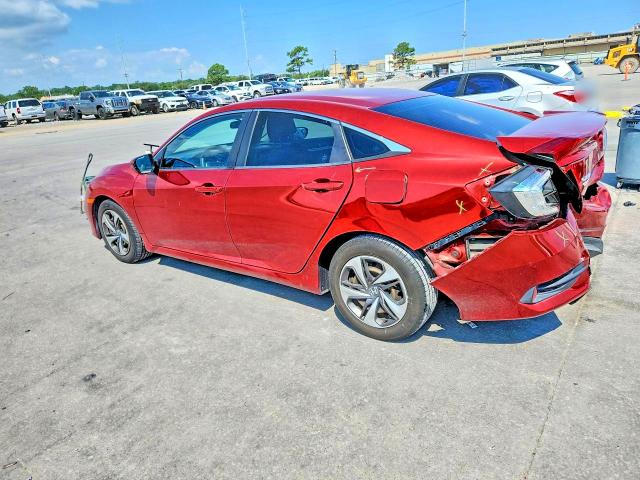 Photo 2 from auction – 2019 HONDA CIVIC with VIN 19XFC2F6XKE022932