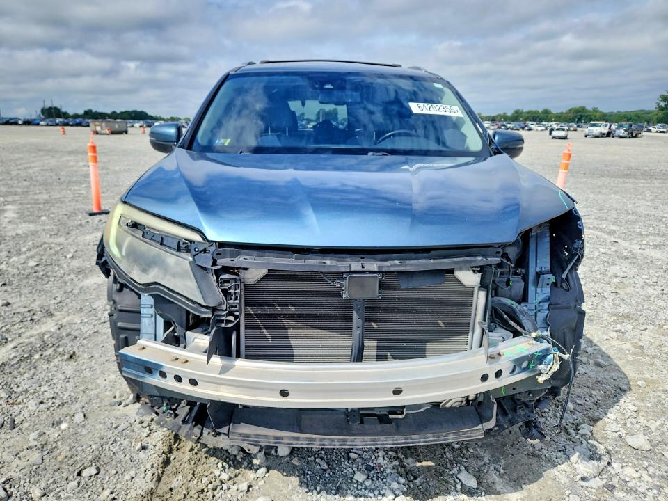 Photo 5 from auction – 2016 HONDA PILOT with VIN 5FNYF6H06GB105811