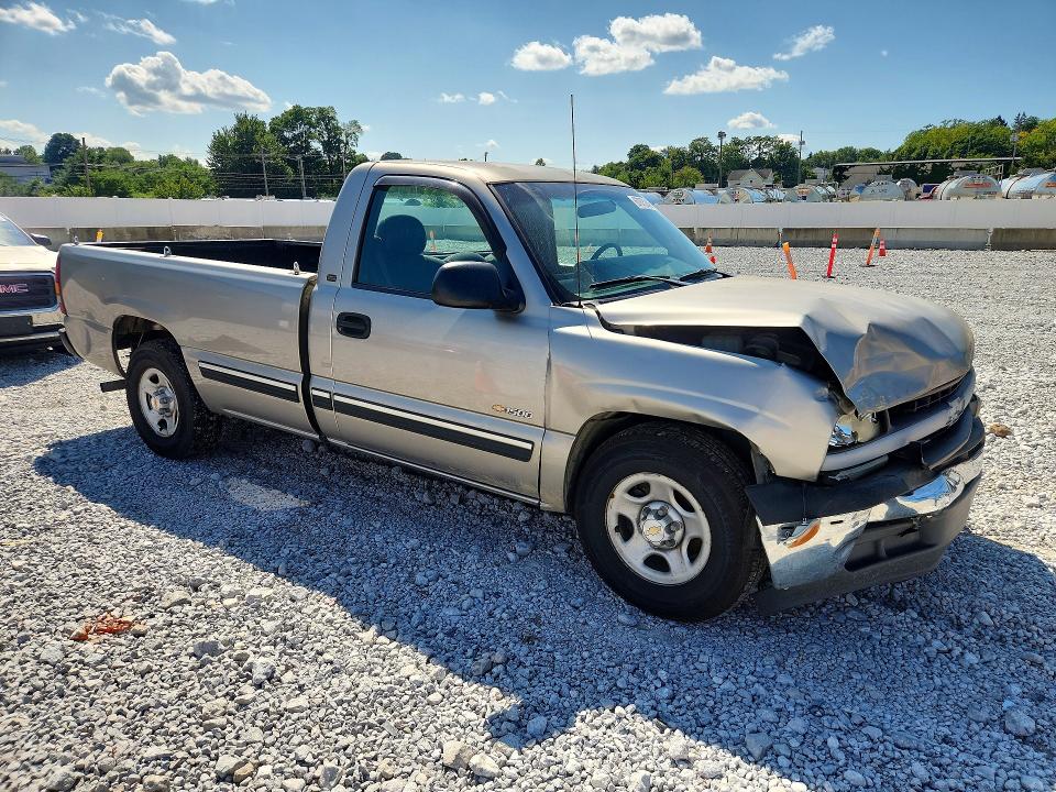 Photo 4 from auction – 2000 CHEVROLET SILVERADO with VIN 1GCEC14W2YE223964
