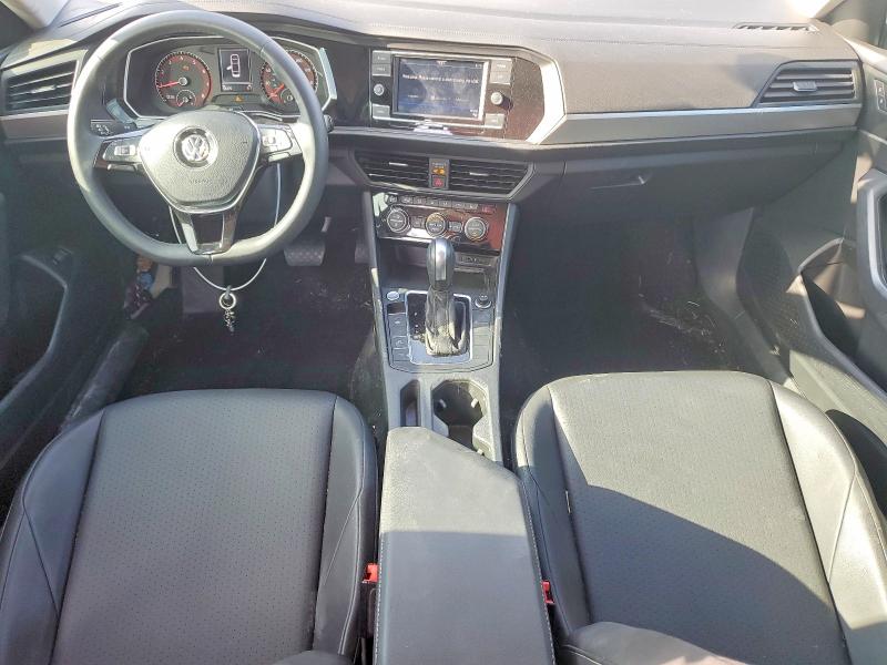 Photo 8 from auction – 2020 VOLKSWAGEN JETTA with VIN 3VWCB7BU5LM022087