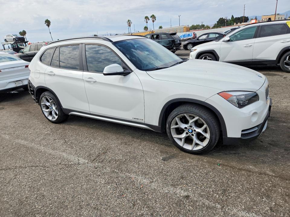 Photo 4 from auction – 2013 BMW X1 with VIN WBAVM1C55DVW41237