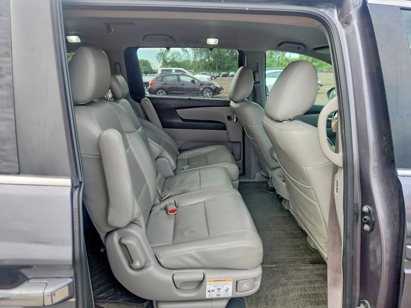 Photo 11 from auction – 2015 HONDA ODYSSEY with VIN 5FNRL5H49FB095381