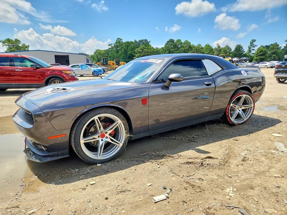 DODGE CHALLENGER 2019 with VIN 2C3CDZAG2KH561594 - Photo from auction