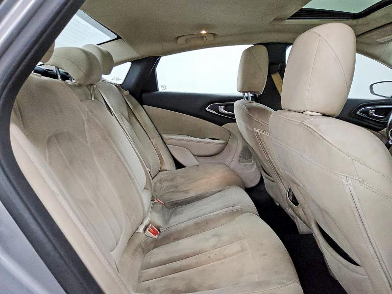 Photo 10 from auction – 2015 CHRYSLER 200 with VIN 1C3CCCAB2FN532582