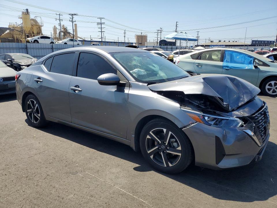 Photo 4 from auction – 2024 NISSAN SENTRA with VIN 3N1AB8CV3RY376802