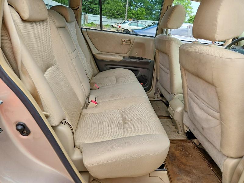 Photo 10 from auction – 2006 TOYOTA HIGHLANDER with VIN JTEDW21A260001593