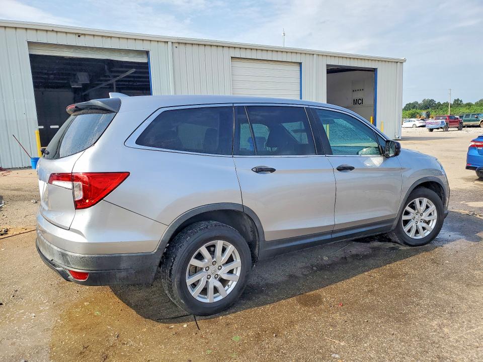 Photo 3 from auction – 2019 HONDA PILOT with VIN 5FNYF5H19KB045499