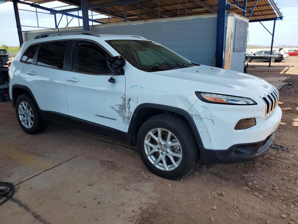 Photo 4 from auction – 2017 JEEP CHEROKEE with VIN 1C4PJMCB2HW615044