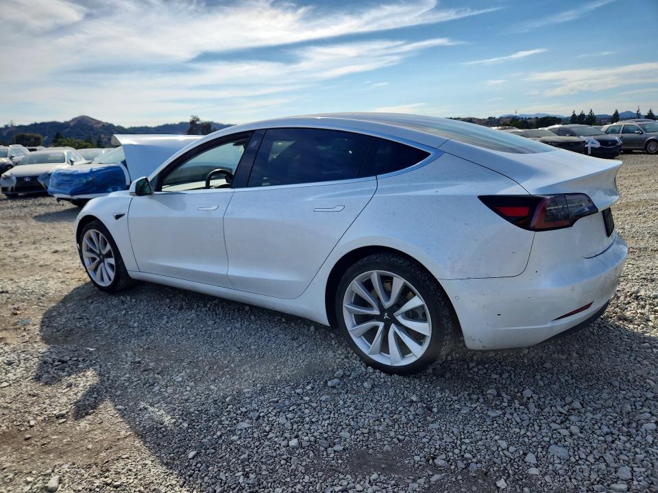 Photo 2 from auction – 2020 TESLA MODEL 3 with VIN 5YJ3E1EB7LF621725