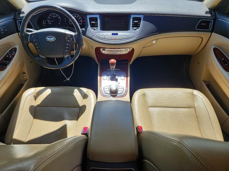 Photo 8 from auction – 2012 HYUNDAI GENESIS with VIN KMHGC4DD0CU177912