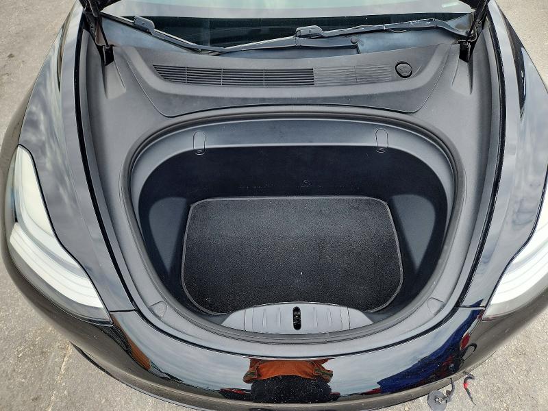 Photo 11 from auction – 2018 TESLA MODEL 3 with VIN 5YJ3E1EB0JF110676