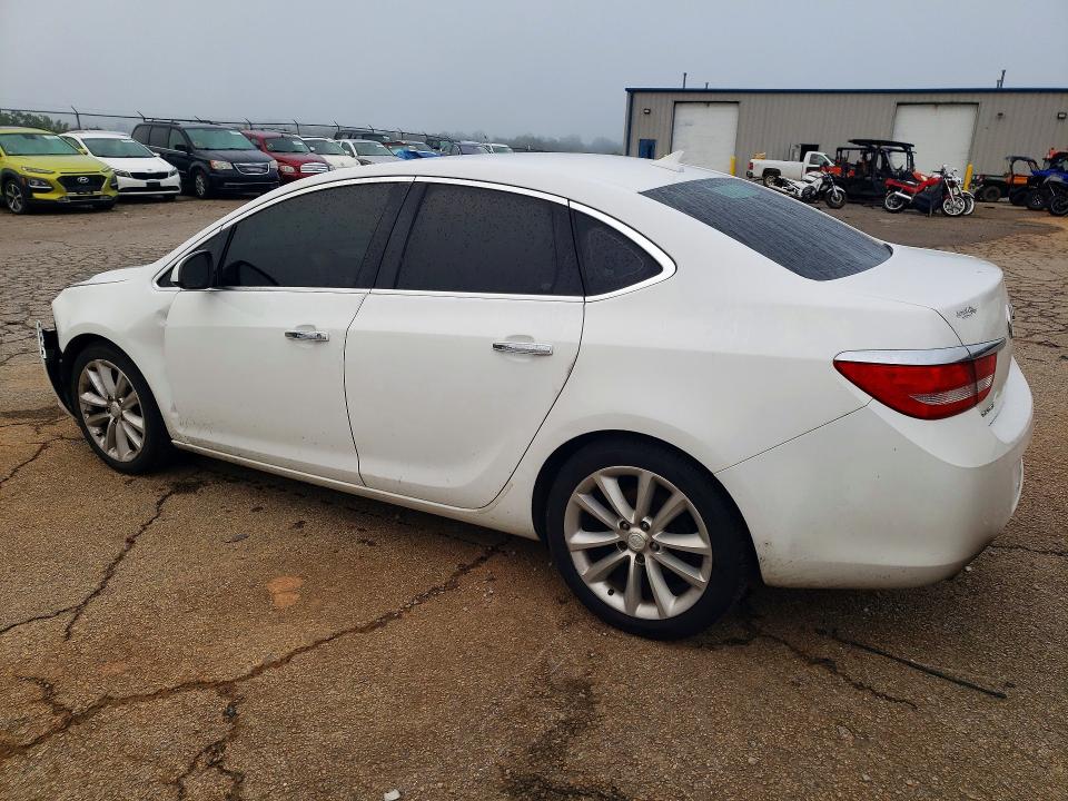 Photo 2 from auction – 2013 BUICK VERANO with VIN 1G4PP5SKXD4161746