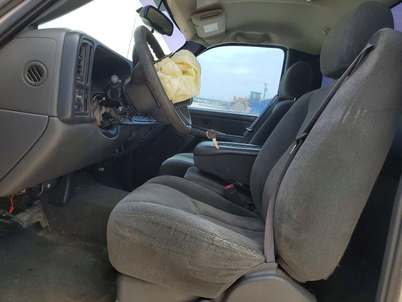Photo 7 from auction – 2004 CHEVROLET SILVERADO with VIN 1GCEC14X14Z226446