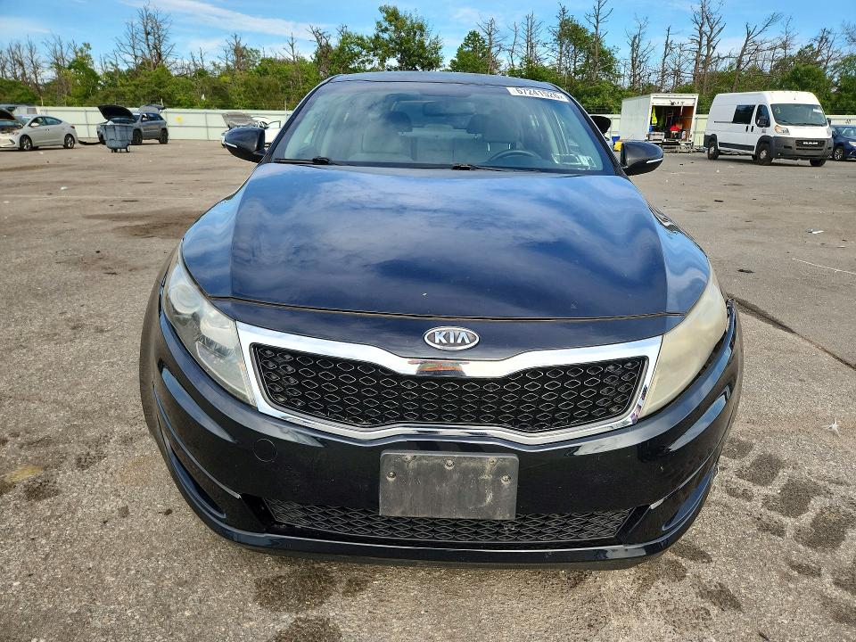 Photo 5 from auction – 2011 KIA OPTIMA with VIN KNAGM4A76B5144533