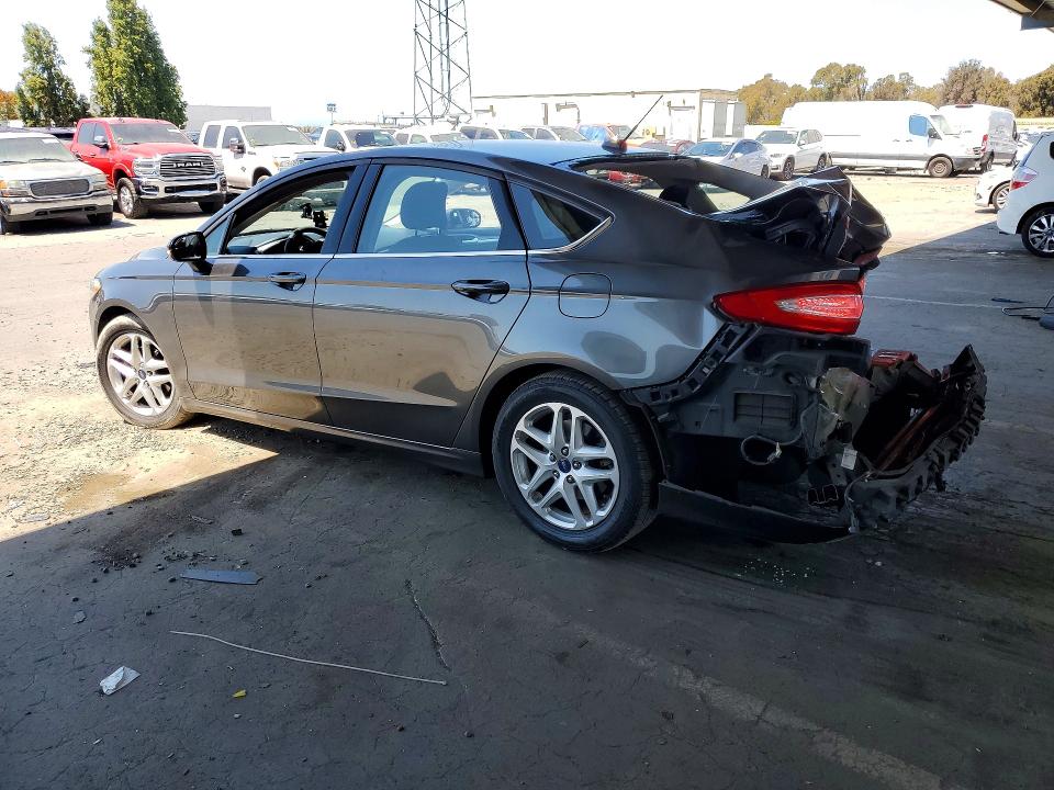 Photo 2 from auction – 2016 FORD FUSION with VIN 3FA6P0H75GR386891